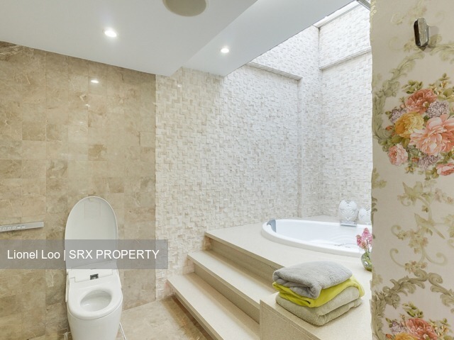 Cove Drive (D4), Detached #178569242